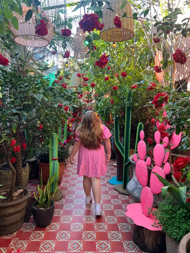 Harper in Sydney Australia at a local cafe