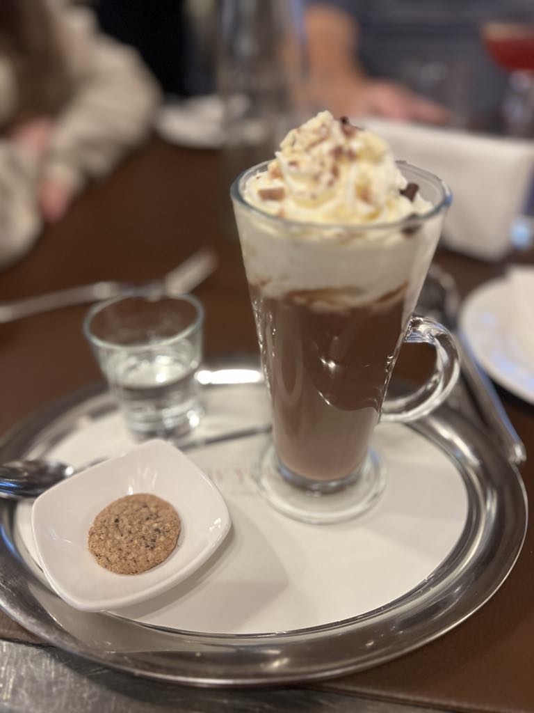 Hot Chocolate New York Cafe, Budapest